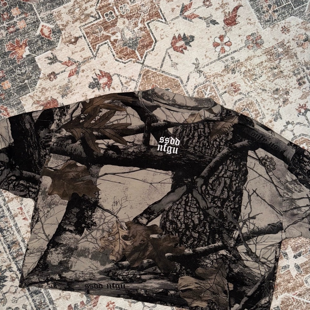 Darcsport women’s ultra wide camo cropped tee